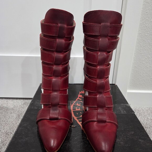 *Brand New* Stunning Red Freebird Jagger Boot. Size 10 - Picture 3 of 7